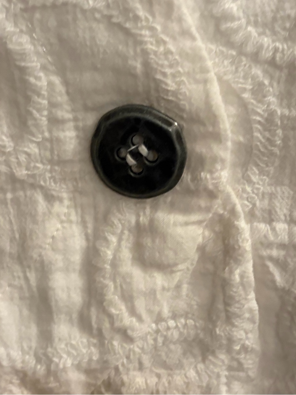 Textured White Button-Front Ruffle Hem Blouse - Picture 2 of 5